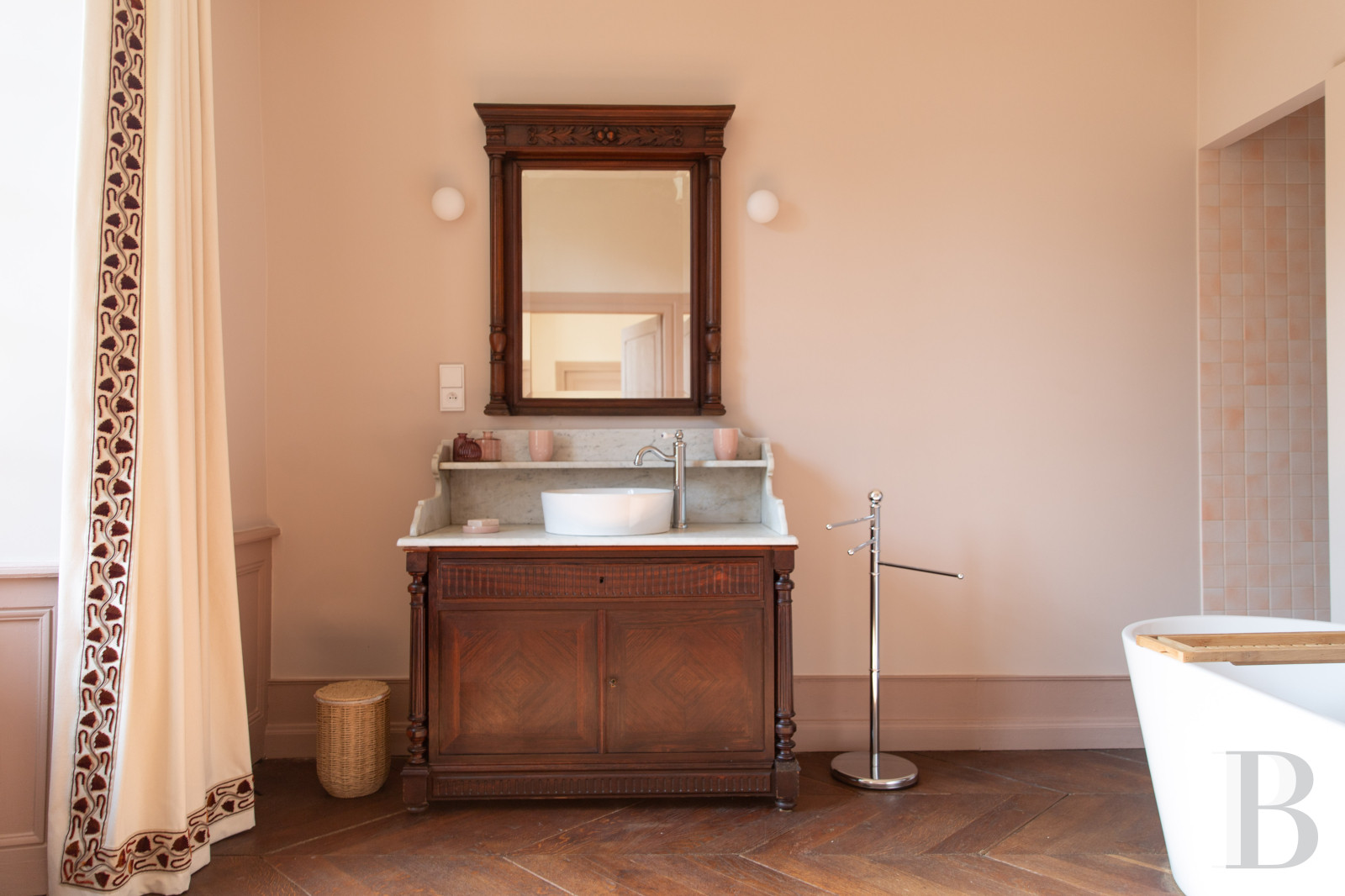 A carefully renovated 19th-century family home in the Plateau de Millevaches nature reserve in Flayat  - photo  n°31